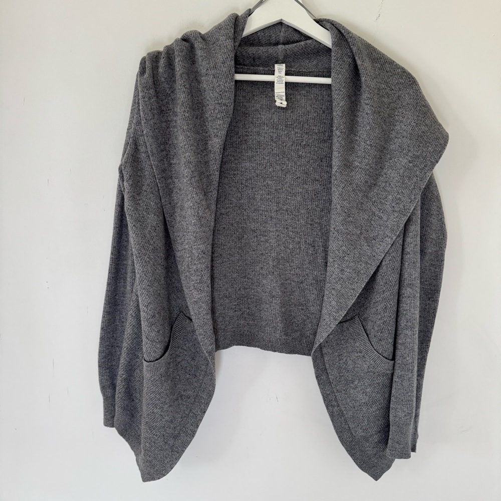 Lululemon Cabin Yogi Wrap Cardigan Womens 8 Hooded Open Front Gray Knit